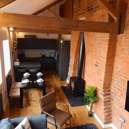 Vip 3Br Grade2 Luxurious Industrial House With Wood Fire, Electric Blinds And Big Cast Iron Windows In The Heart Of The Jq Villa Birmingham Exterior photo