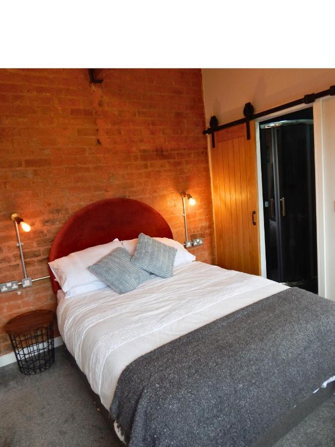 Vip 3Br Grade2 Luxurious Industrial House With Wood Fire, Electric Blinds And Big Cast Iron Windows In The Heart Of The Jq Villa Birmingham Exterior photo