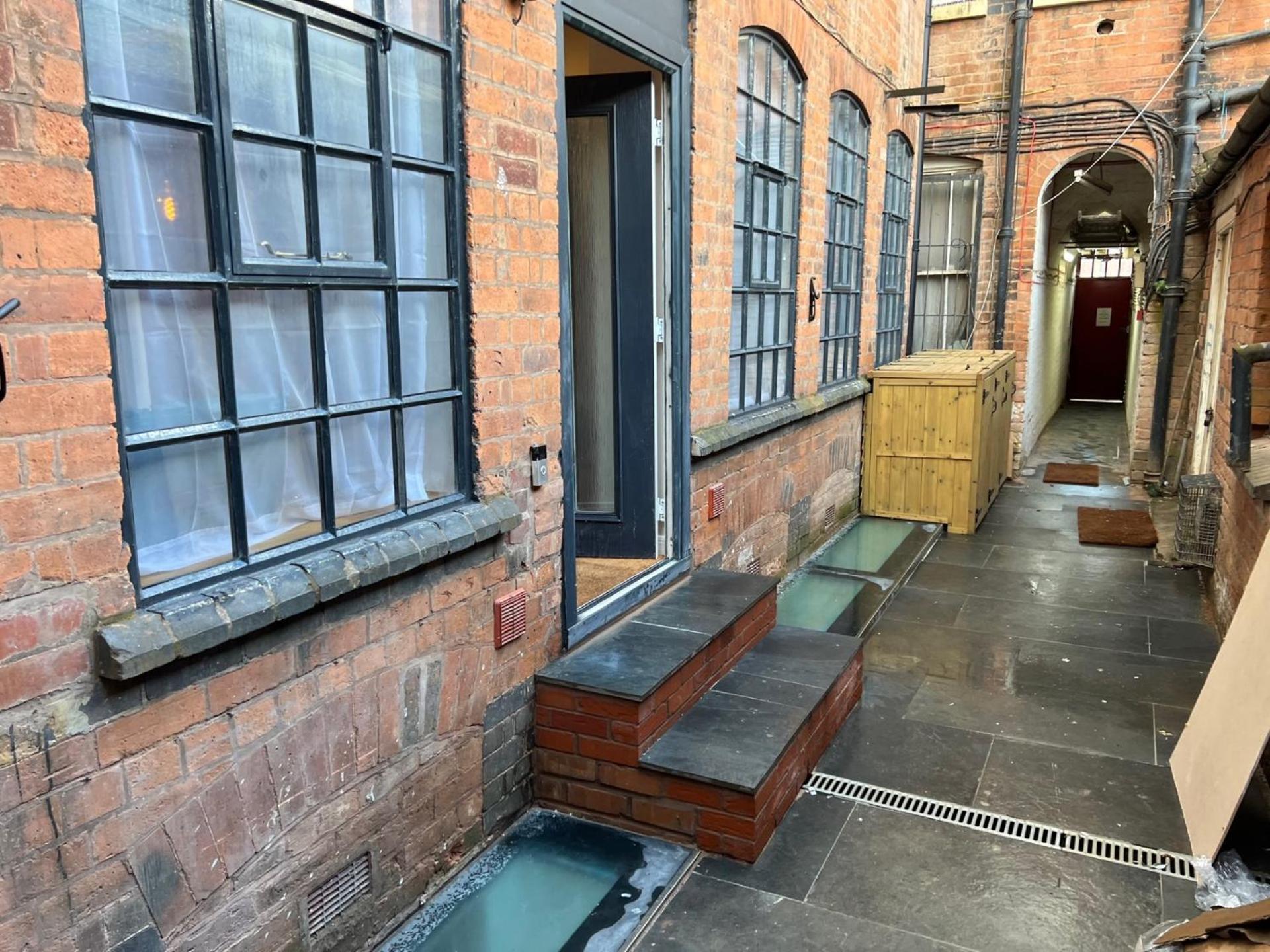 Vip 3Br Grade2 Luxurious Industrial House With Wood Fire, Electric Blinds And Big Cast Iron Windows In The Heart Of The Jq Villa Birmingham Exterior photo